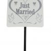 "Just Married"-Schild auf Stab zum Stecken