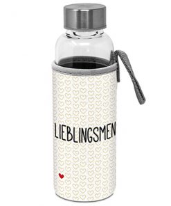 Glasflasche mit Schraubverschluss in weißer Schutzhülle mit kleinen Herzen und Schriftzug "Lieblingsmensch"