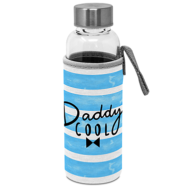 Glasflasche mit Schraubverschluss in hellblauer/weißer Schutzhülle mit Schriftzug "Daddy Cool"