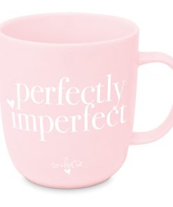 Rosa Tasse mit Schriftzug "Perfectly Imperfect"