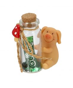 Glücksbringer-Schweinchen mit Flaschenpost und Fliegenpilz