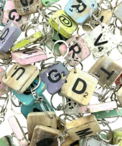 Wörterpuzzle-Schlüsselanhänger mit Buchstaben, Symbolen